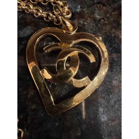 Chanel Vintage Barbie Collection Heart Cutout Necklace 95P 23" - Picture 3 of 6